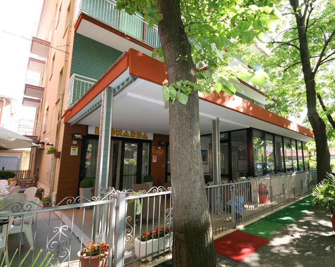 Albergo Leonarda Rimini Esterno foto
